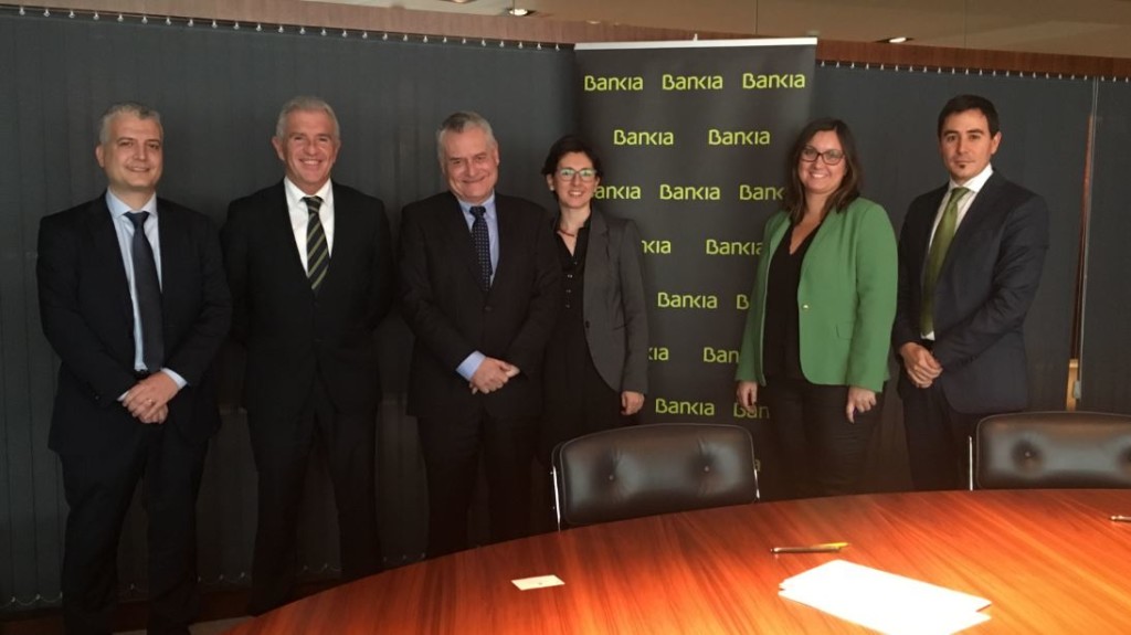Firma convenio con Bankia ok